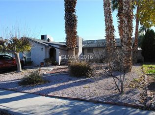 2924 Scarlet Oak Ave, Las Vegas, NV 89104