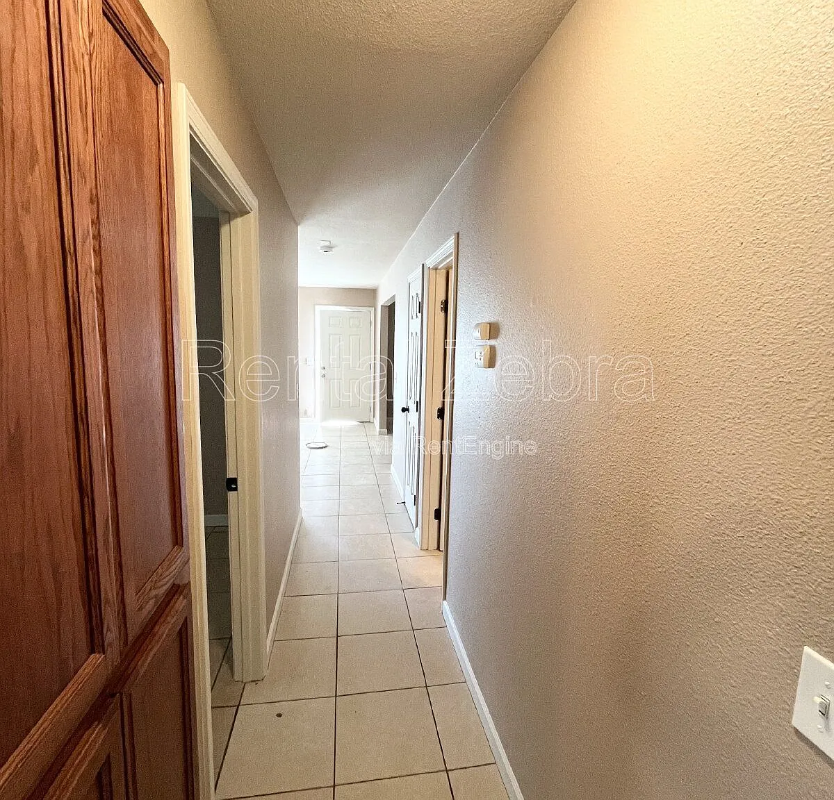 3 bed, 2.0 bath, $1,300 — Photo 2