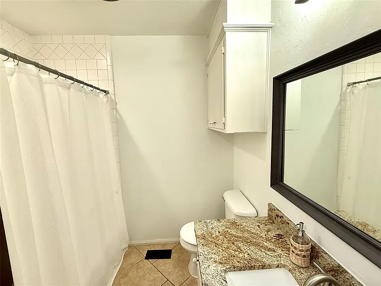 8809 N Kensington Rd — Photo 10