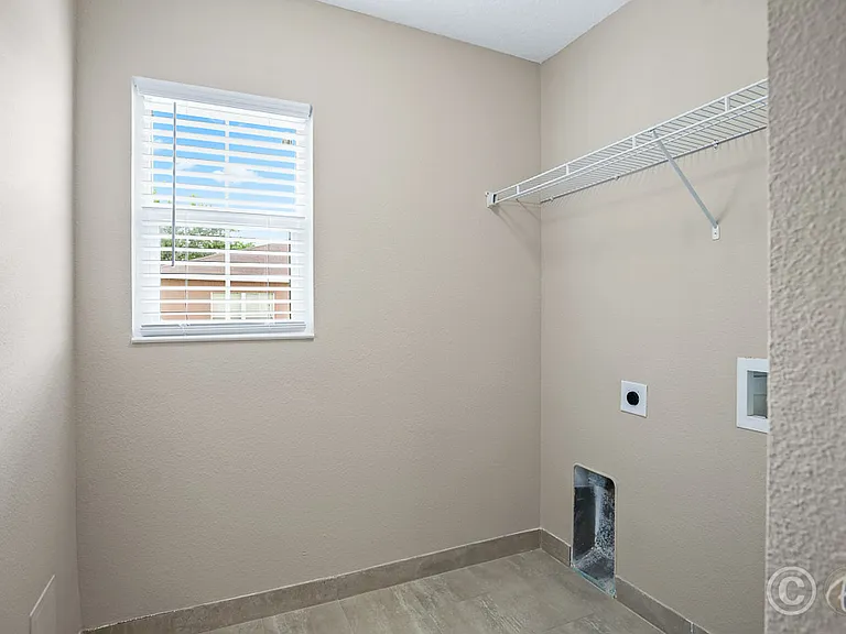 10831 Johanna Ave — Photo 24