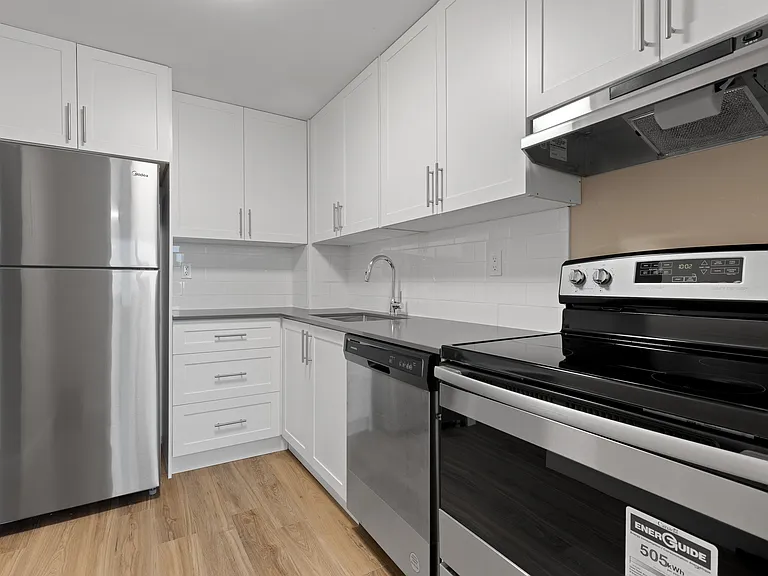 1330 Richmond Rd — Photo 19