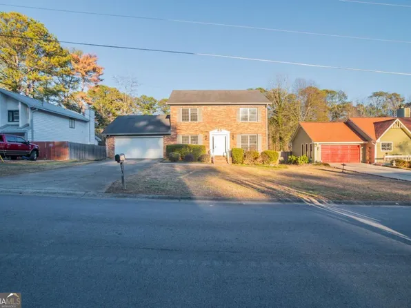 895 Smoketree Dr, Tucker, GA 30084