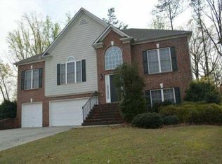 301 Arbor Pointe Ct, Lilburn, GA 30047