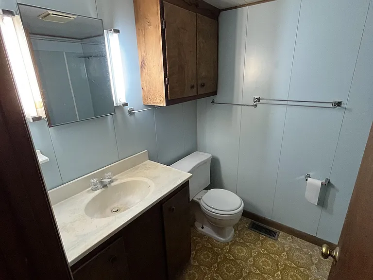 202 Saint Clair Ave SW #R — Photo 9