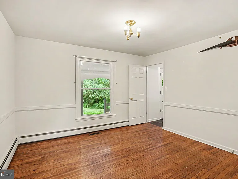712 E Pine Ford Rd — Photo 9