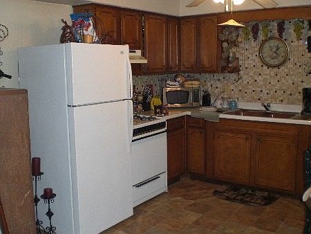2nd image of 2101 Eggleston Rd