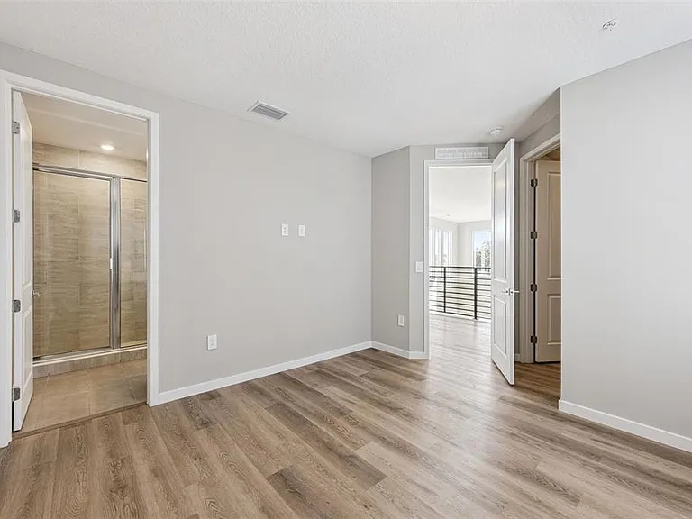 544 N Bumby Ave #5 — Photo 10