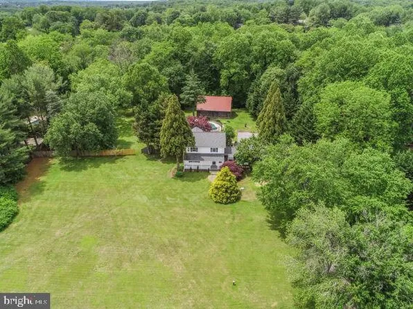 6 Hilton Ct, Gaithersburg, MD 20882