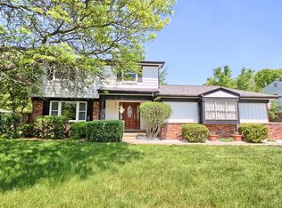 29134 Hemlock Dr, Farmington Hills, MI 48336