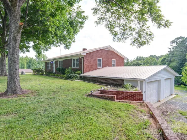 32434 Charlie Rd, Albemarle, NC 28001