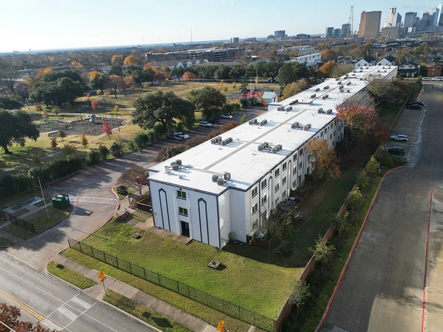 Paradise Gardens 55+ Senior Apartments — Photo 3