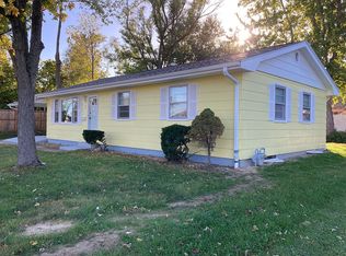 3 Fernwood Blvd, Jacksonville, IL 62650