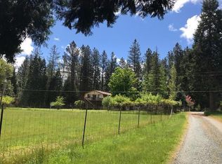 2041 Queens Branch Rd, Rogue River, OR 97537