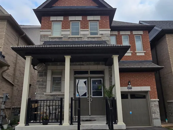 1077 Skyridge Blvd, Pickering, ON L1X 0G2