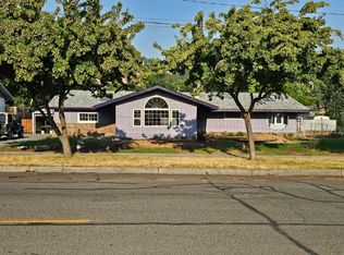 406 2nd St, La Grande, OR 97850