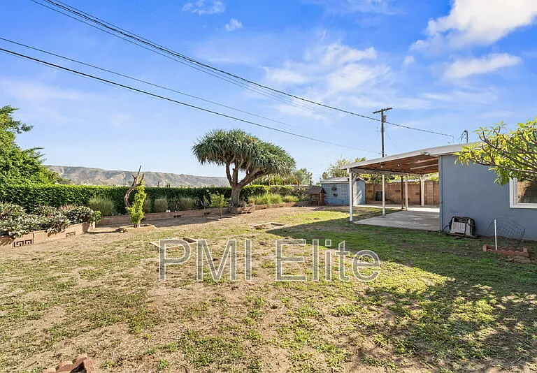 12660 Lazard St — Photo 3