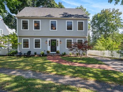 36 Thorpe Rd, Needham, MA, 02494