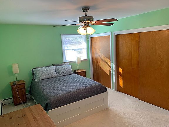 Master bedroom, closets 