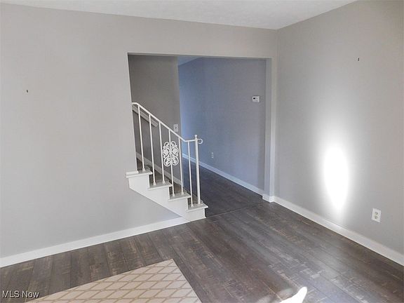 4th image of 8254 Deepwood Blvd Unit 7