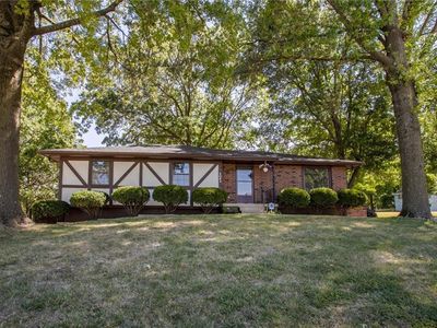 308 SW Woods Chapel Rd, Blue Springs, MO, 64015