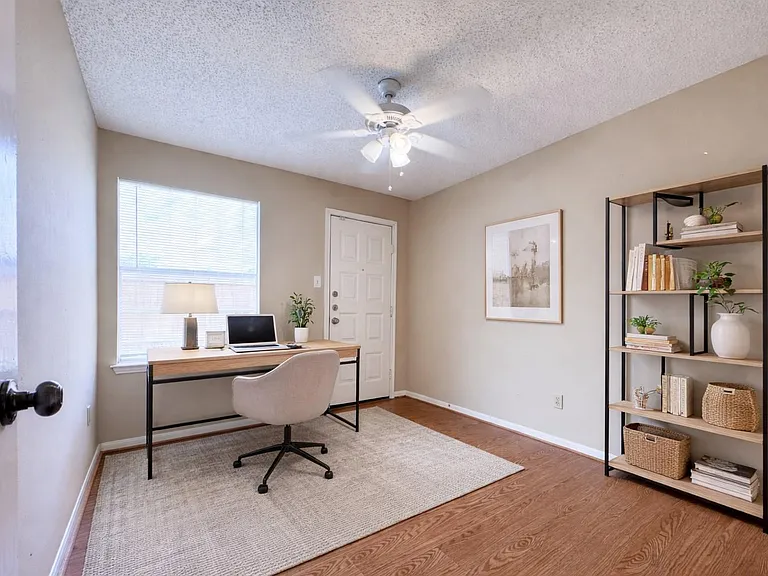 3511 Palm Grove Dr — Photo 12