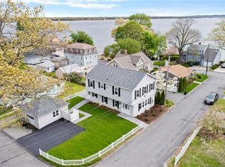 15 Elisha St, Warwick, RI 02818