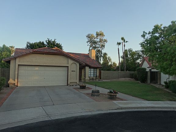 2nd image of 5241 E Glencove Cir