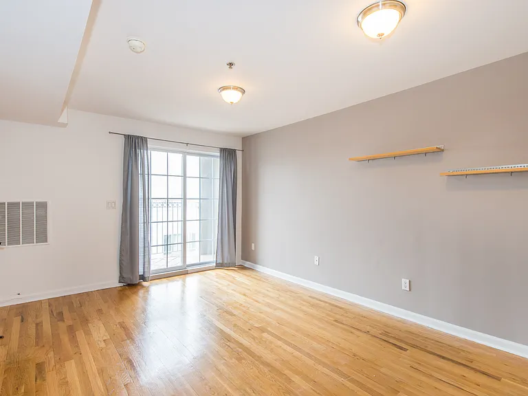 318 54th St #4K — Photo 14