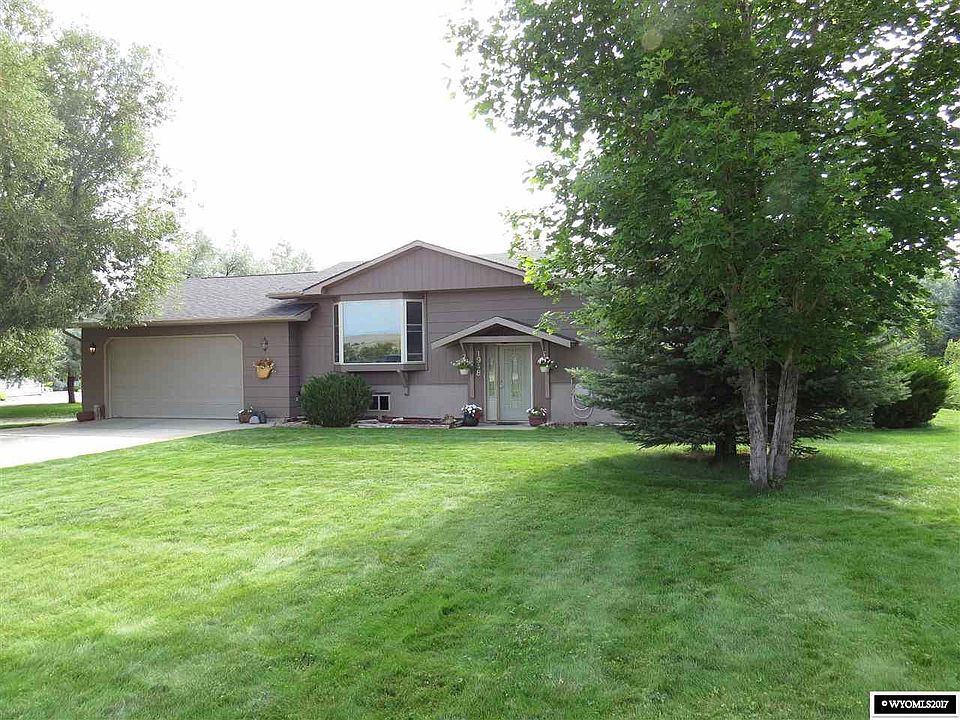1st image of 1948 Hillcrest Dr