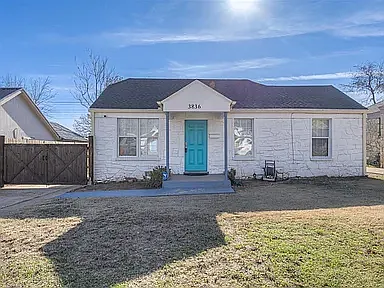 3836 W Park Pl Photo 1