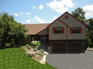 22 Peach Orchard Hl, Plainville, CT 06062