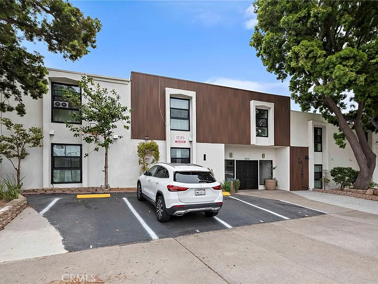 6679 Linda Vista Rd #44 — Photo 4