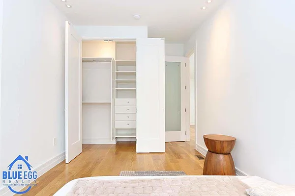 Rented by Blue Egg Realty Corp | media 42