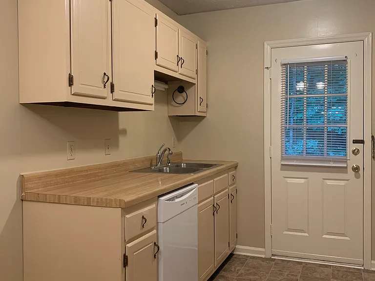 217 Bear Creek Rd — Photo 8