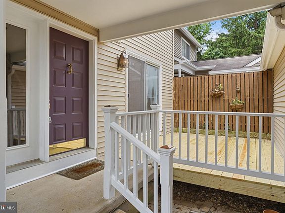 5th image of 529 Chatterton Rd