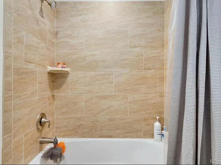 14277 Hudson St — Photo 12