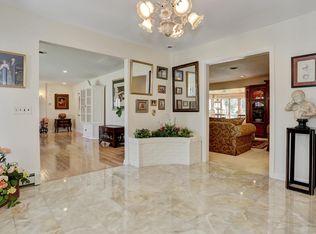 30 Nottingham Dr, Watchung, NJ 07069