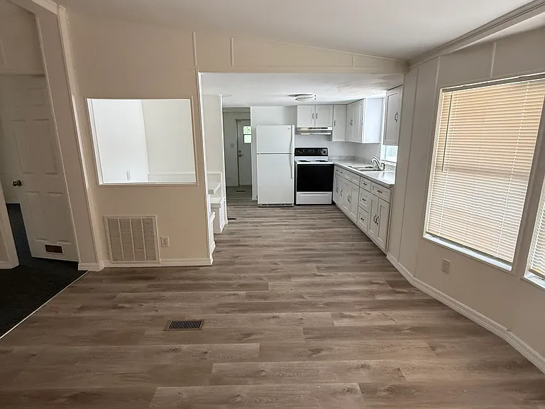 6141 Virgil Ln — Photo 5