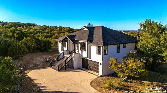 141 Oak Shores Dr — Photo 9