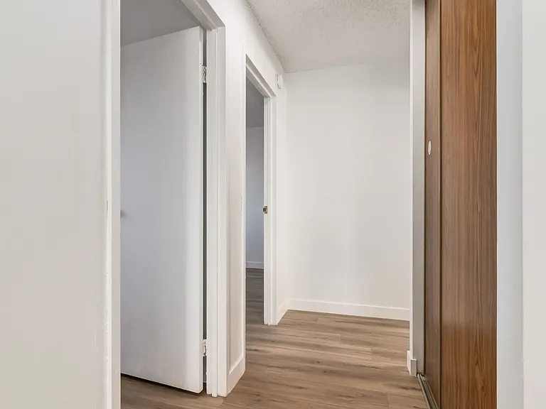 505 56th Ave SW #215 — Photo 12