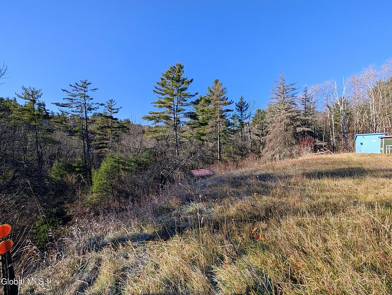 4th image of 329 W Hague Road