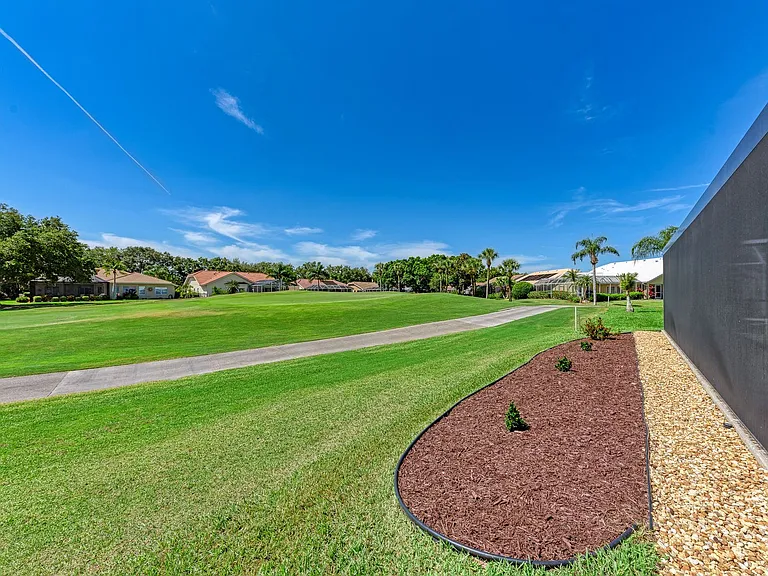 6330 Green Oak Cir — Photo 31