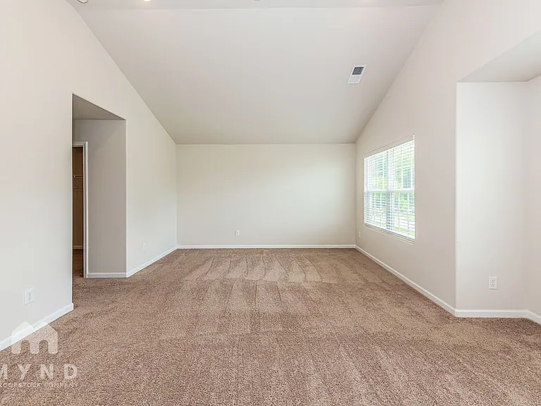 279 Royal Meadow Dr — Photo 9