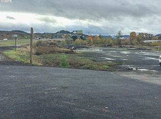 4553 Old Highway 99 S, Roseburg, OR