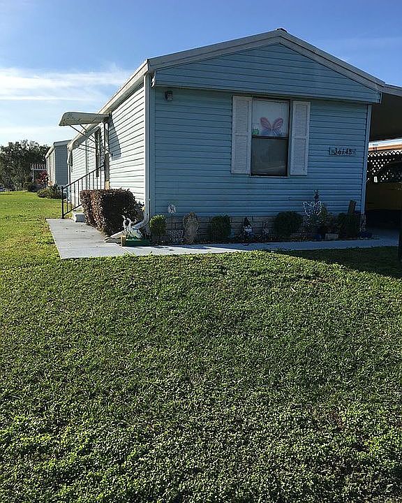 Corner lot