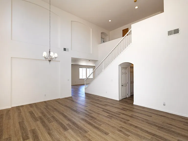 3335 Park Ridge Dr — Photo 6