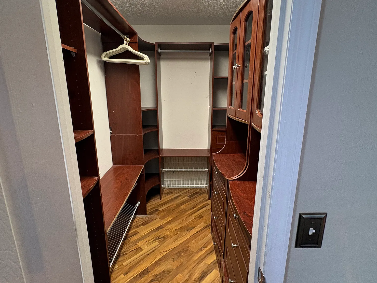 Studio, 600 sqft, $1,395 — Photo 4