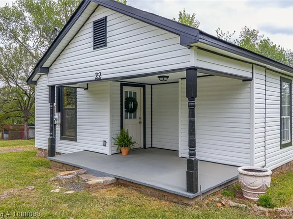22 S Fowler St, Greenwood, AR 72936