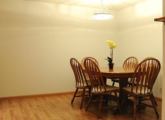 4th image of 247 N Capitol Ave Unit 208