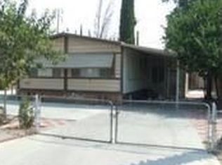 1717 Opal Dr, Perris, CA 92571